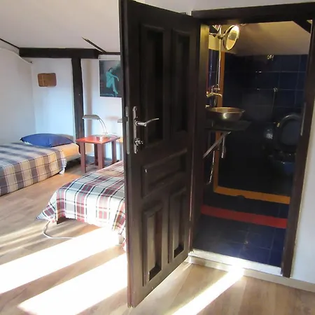 Be My Guest 호스텔 *
